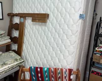 Queen mattress set