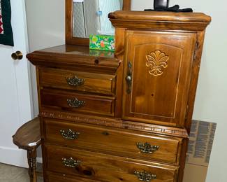 Wonderful pine bureau w/ mirror