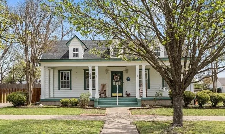 north 7 house