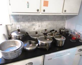Bots and pans