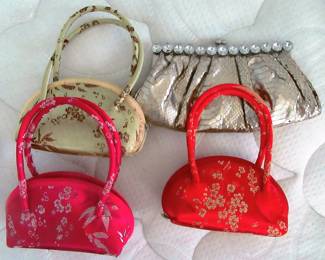 Small insert bags.