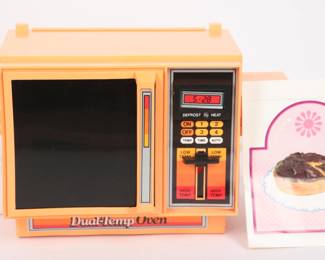 Vintage 1983 Easy Bake Oven with Original Box