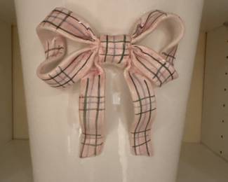 Casa Fina (Portugal) bathroom accessories in this design