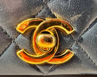 Close up - 24k gold