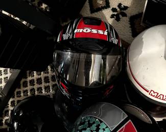 MOSSI HELMET