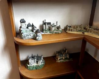 DANBURY MINT ENCHANTED CASTLES OF EUROPE