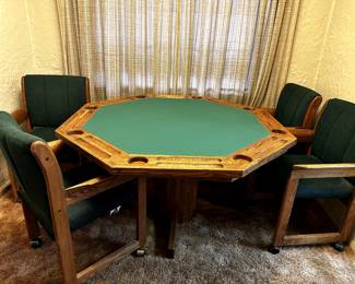 POKER TABLE 4 CHAIRS