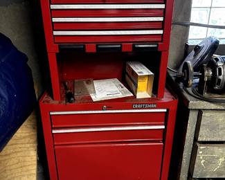 CRAFTSMAN TOOL BOX