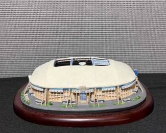 Danbury Mint Model Of Texas Stadium, Home Of The Dallas Cowboys