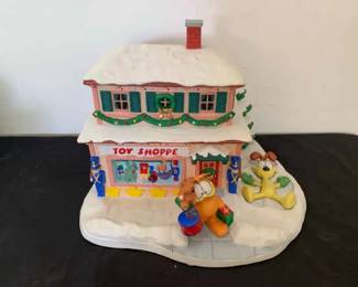 Danbury Mint The Toy Shoppe Garfield Christmas Village