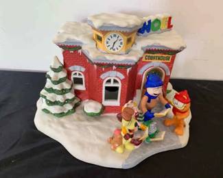 Danbury Mint Garfield The Courthouse Christmas Figurine