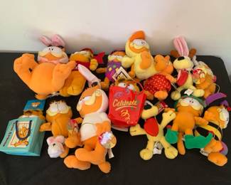 Holiday Garfield Plush Mystery Lot