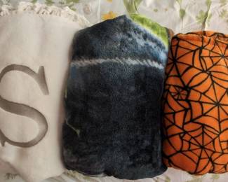 Fleece Throw Blanket Lot