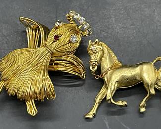 2 Vintage Gold Tn Metal Figural Brooches, Horse+