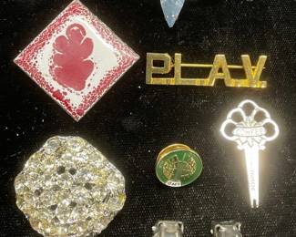 Lot 7 Vintage Crystal Brooches, Earrings, Pin +