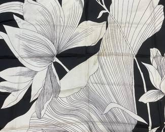Vtg Jean Parel Black & White Silk Floral Scarf
