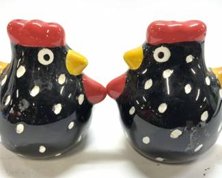 Pr Vtg Porc Rooster Figural Salt & Pepper Shakers