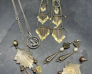 4 Vintage Earrings & Sterling Pendant Necklace