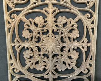 Vtg Iron Floral Medallion Decoration 25in