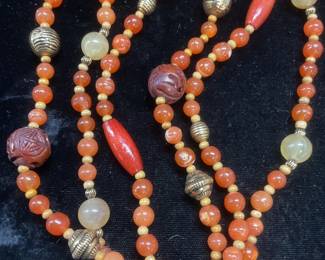 Vintage Avon Faux Carnelian Beaded Necklace