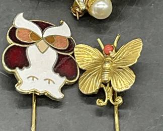 Lot 3 Figural Stick Pins & Pearlescent Bead Brooch