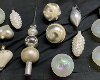 Lot 13 Assorted Christmas Tree Ornaments