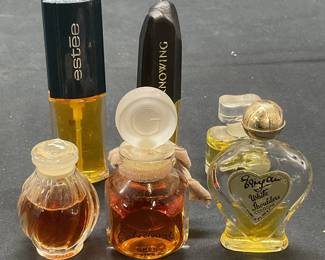 Lot 6 Nina Ricci Lalique Crystal Mini Perfume +