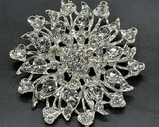 Vintage Bejeweled Crystal Floral Form Metal Brooch