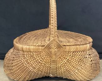 XL Vintage Woven Wicker Top Handle Picnic Basket