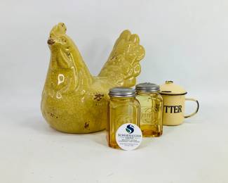 Yellow Farm House Kitchen Decor