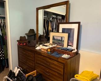 Men's Clothing Size Large to 1XL, Vintage Men's Stetson Hats, Ashley Furniture - Vanity Dresser