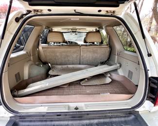 2001 Infiniti SUV - 112,000 miles - VIN# JNRDR07Y01W100570