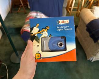iClick Sapphire 350 Digital Camera