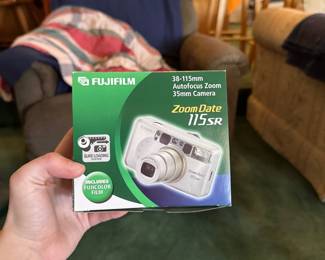 Fujifilm Zoom Date 115 SR 35mm Point & Shoot film camera