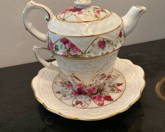 Coastline Imports Red Rose Porcelain Tea for One with Saucer
