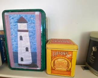 vintage Lipton Tea tin