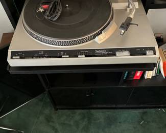 Technics SL-3300 direct drive turntable