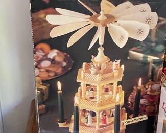 German Christmas Pyramid (Weignachts Pyramide)