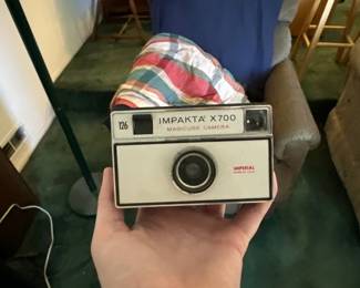 vintage Imperial Impakta X700 Magicube Camera