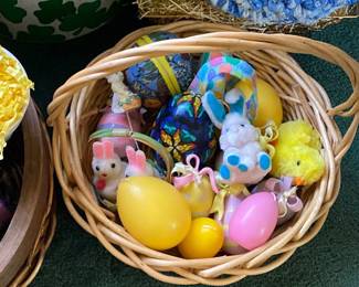 easter basket / decor
