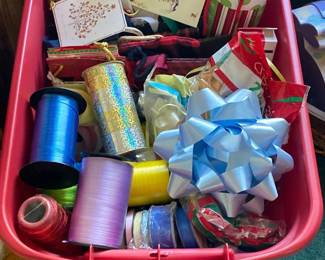 curling ribbon / bows