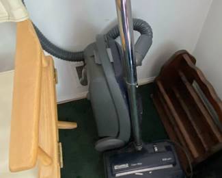 Kenmore Elite 1200 series canister vacuum cleaner