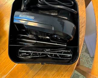 Black & Decker hand mixer