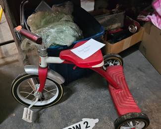 TRICYCLE