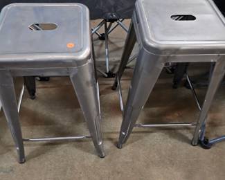 METAL STOOLS