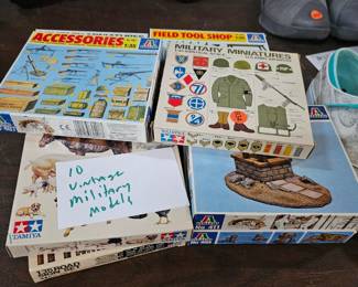 VINTAGE MILITARY MODEL LOT