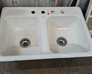 VINTAGE SINK