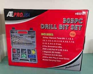 DRILL BIT SET
