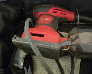 Milwaukee Sander