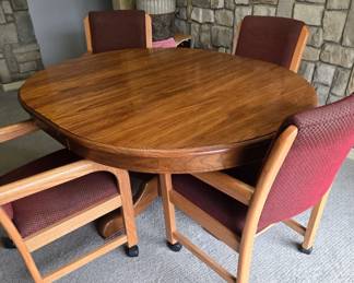 Round Dining Table with 4 Upholstered Chairs & 2 Leaves